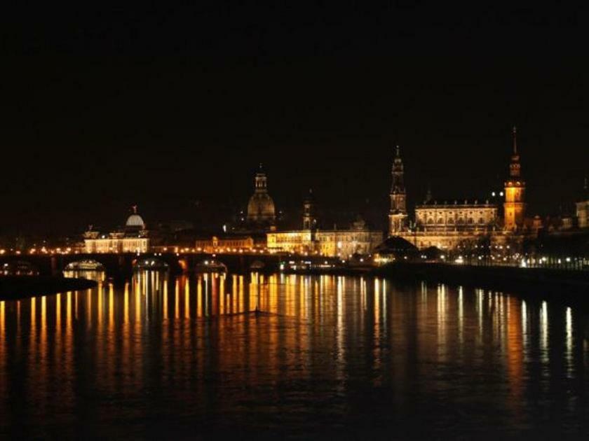 Exklusive Ferienwohnung An Der Elbe Dresda Exterior foto
