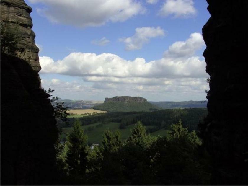 Exklusive Ferienwohnung An Der Elbe Dresda Exterior foto
